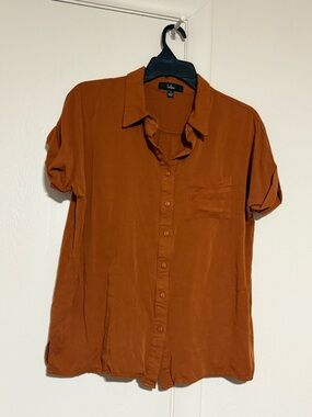 Lulus Button-Up Short Sleeve Shirt size S